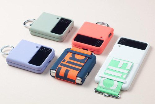 美貌和实力都有 三星新品Galaxy Z Flip3 5G
