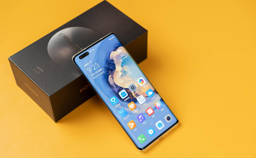 超凡的产品定位 荣耀 magic3系列