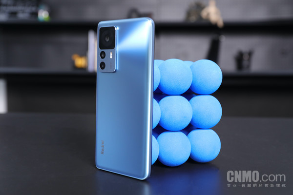  一部“不设限”的极致性能旗舰 Redmi K50至尊版评