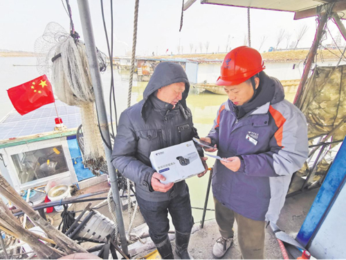 2024年的第一天，江苏洪泽电信智慧家庭工程师走