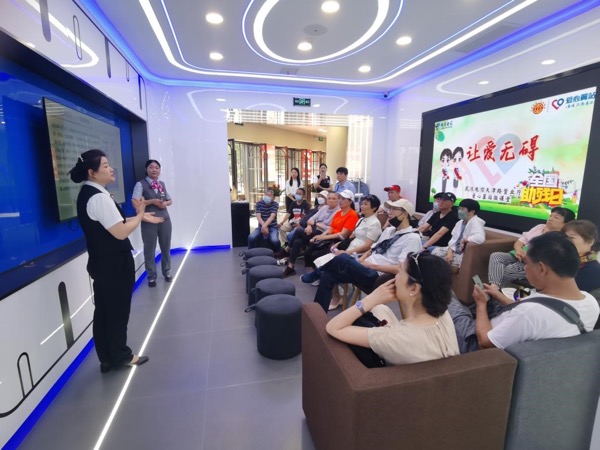 湖北武汉电信各爱心翼站近期相继开展了一系列